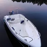 Casa vacanze Cottage, Boat, Spa, Private Dock, *