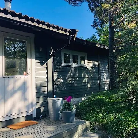 Vakantiehuis Cottage, Boat, Spa, Private Dock, Lillesand