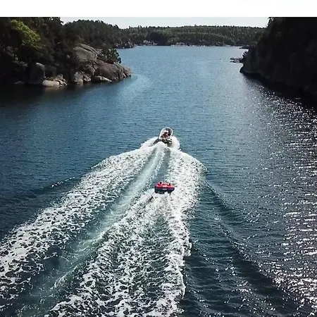 Cottage, Boat, Spa, Private Dock, *