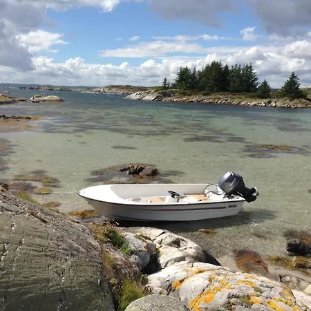 Cottage, Boat, Spa, Private Dock, Holiday home *