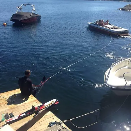 Vakantiehuis Cottage, Boat, Spa, Private Dock, *