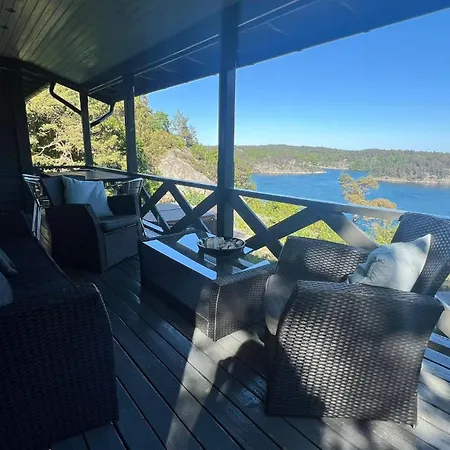 Cottage, Boat, Spa, Private Dock, *