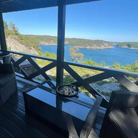 Cottage, Boat, Spa, Private Dock,