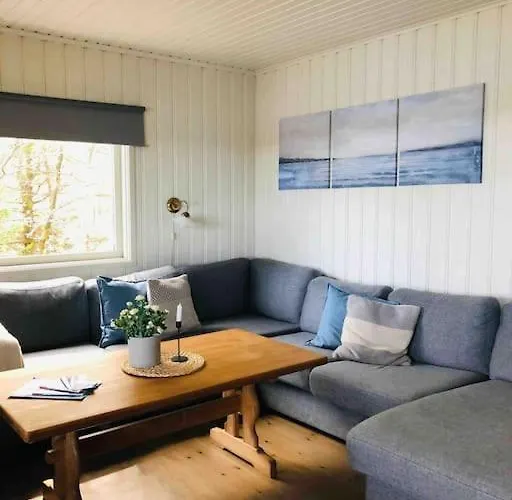 Prázdninový dům Cottage, Boat, Spa, Private Dock,