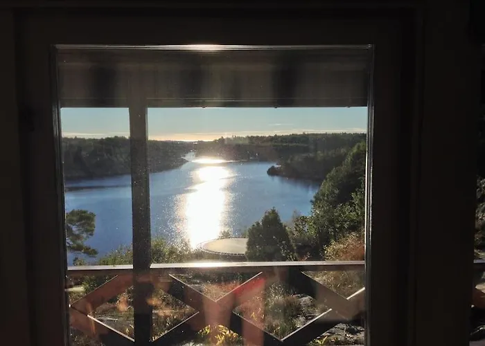 Prázdninový dům Cottage, Boat, Spa, Private Dock, *