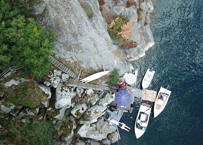 Cottage, Boat, Spa, Private Dock, * Lillesand