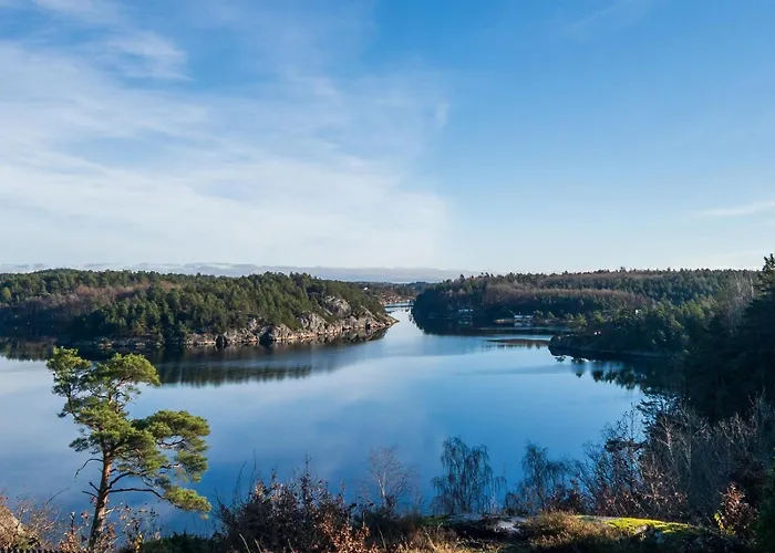 Prázdninový dům Cottage, Boat, Spa, Private Dock,