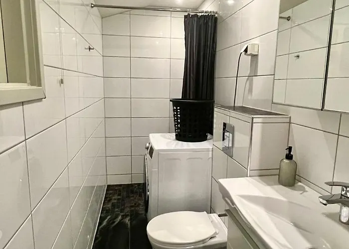 Prázdninový dům Cottage, Boat, Spa, Private Dock, *