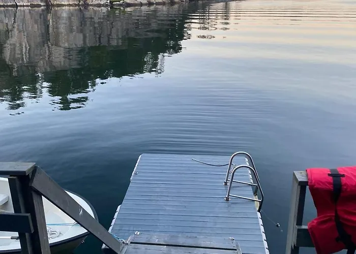 Prázdninový dům Cottage, Boat, Spa, Private Dock, *