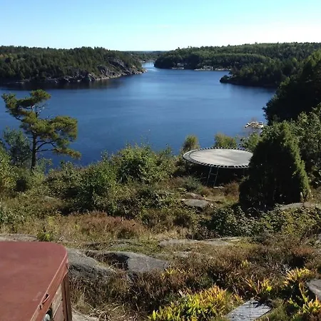 Cottage, Boat, Spa, Private Dock, ليلسلاند